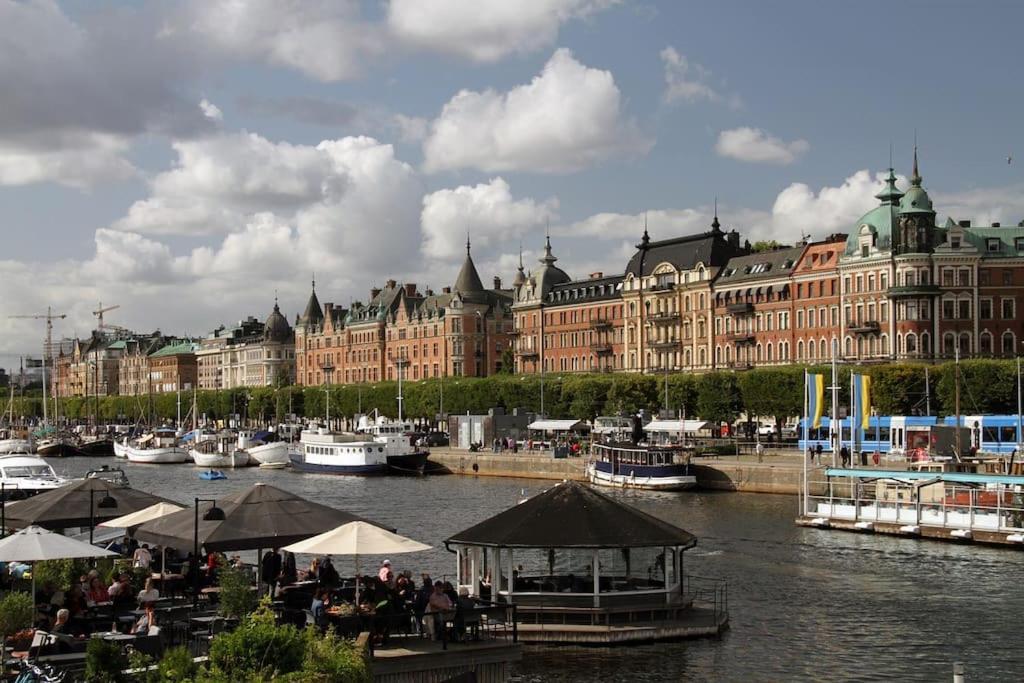 Laegenhet Med Fantastiskt Laege Apartman Stockholm Kültér fotó